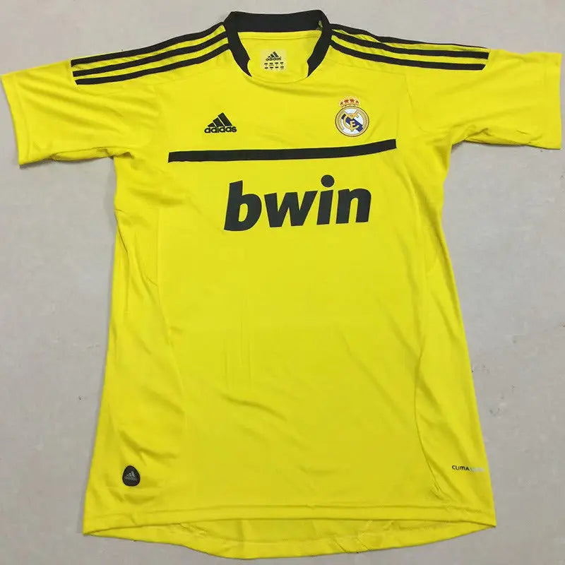 Real Madrid 2011/12 Retro Goalkeeper Jersey