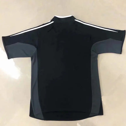 Real Madrid 2004/05 Away Retro Shirt