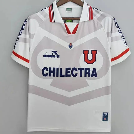 Maglia retro universidad de chile trasferta 1996 97 bianca e grigia con dettagli rossi e logo diadora sul petto