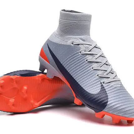 Scarpe da calcio nike mercurial superfly v replica grigie e arancioni con tomaia testurizzata e colori vibranti