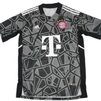 Bayern Munich Goalkeeper Away Shirt 2022/23