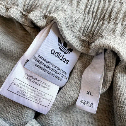Adidas Original tracksuit 2021/22 REPLICA