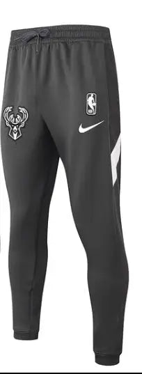 NBA Milwaukee Bucks Tracksuit 2021/22